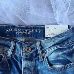 NWT American Eagle Outfitters Tomgirl Jeans 00 Reg